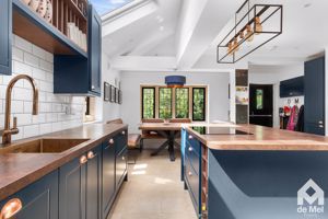 Photo 23- click for photo gallery